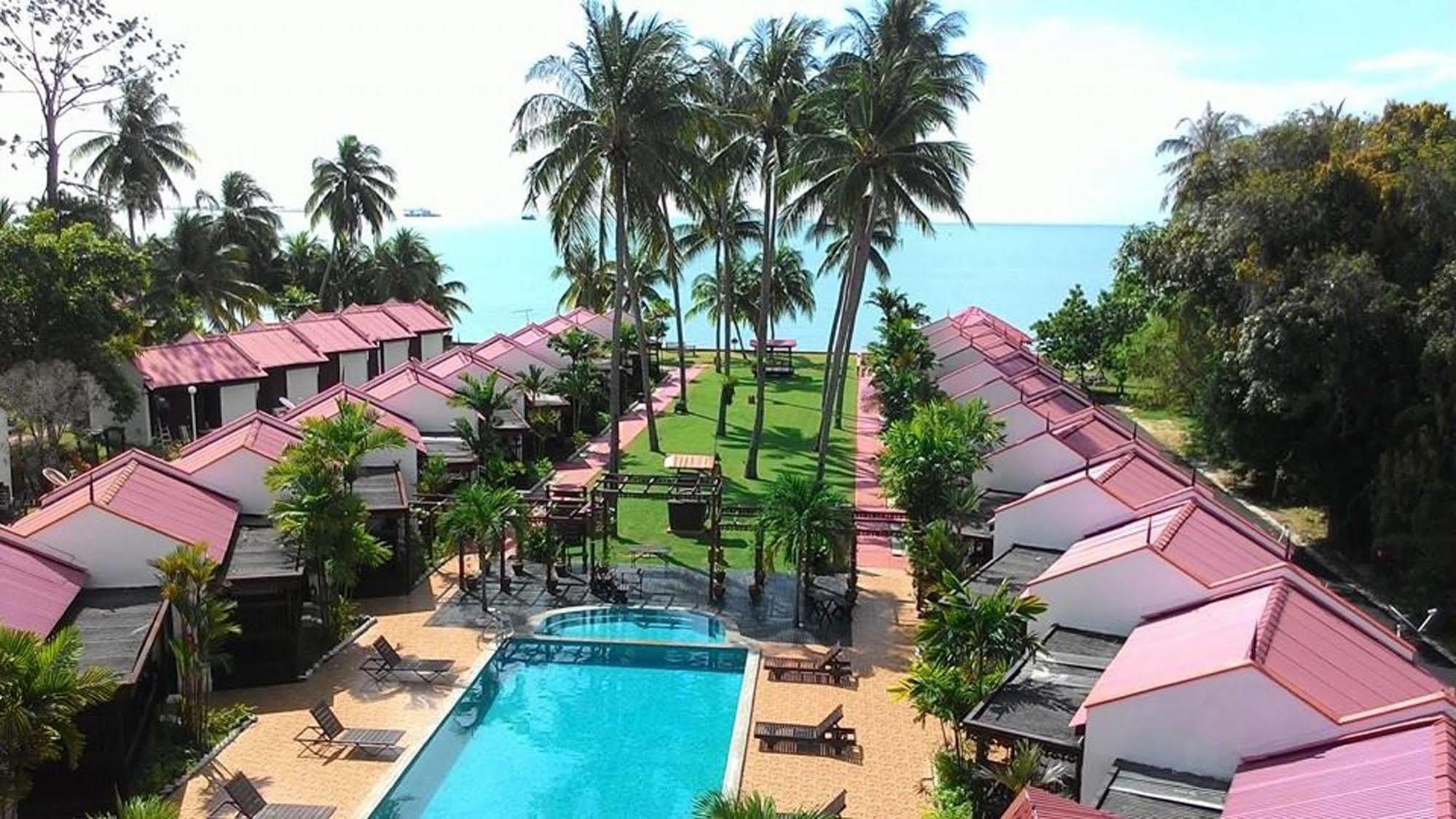 Shah'S Beach Resort Melaka Exterior foto